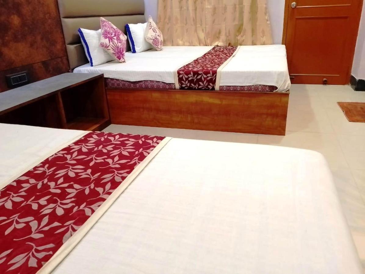 Hotel City Park Guwahati Exteriör bild